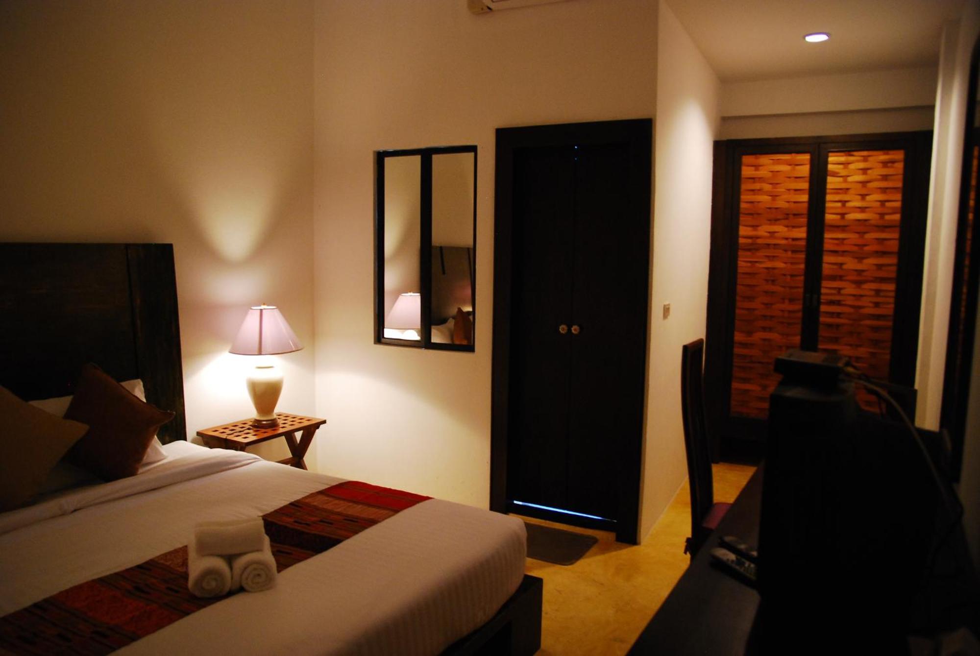 Hotel The Travellers Arms Chiang Mai Zewnętrze zdjęcie