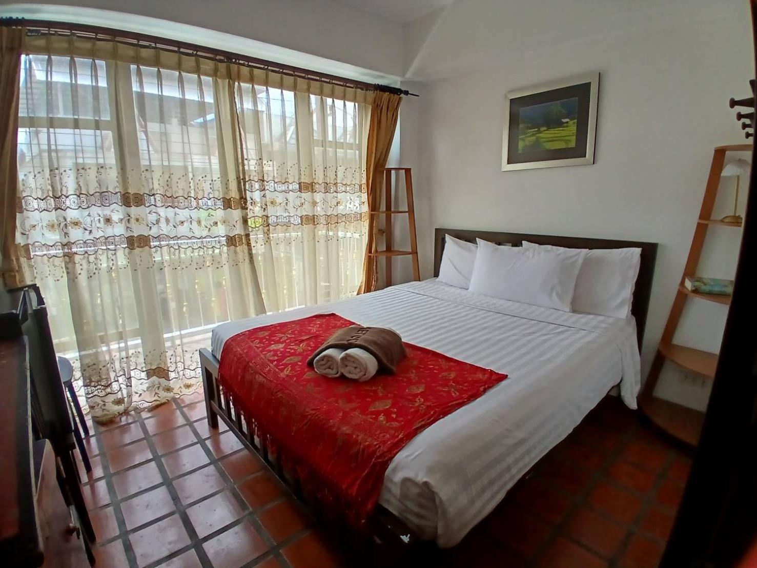 Hotel The Travellers Arms Chiang Mai Zewnętrze zdjęcie
