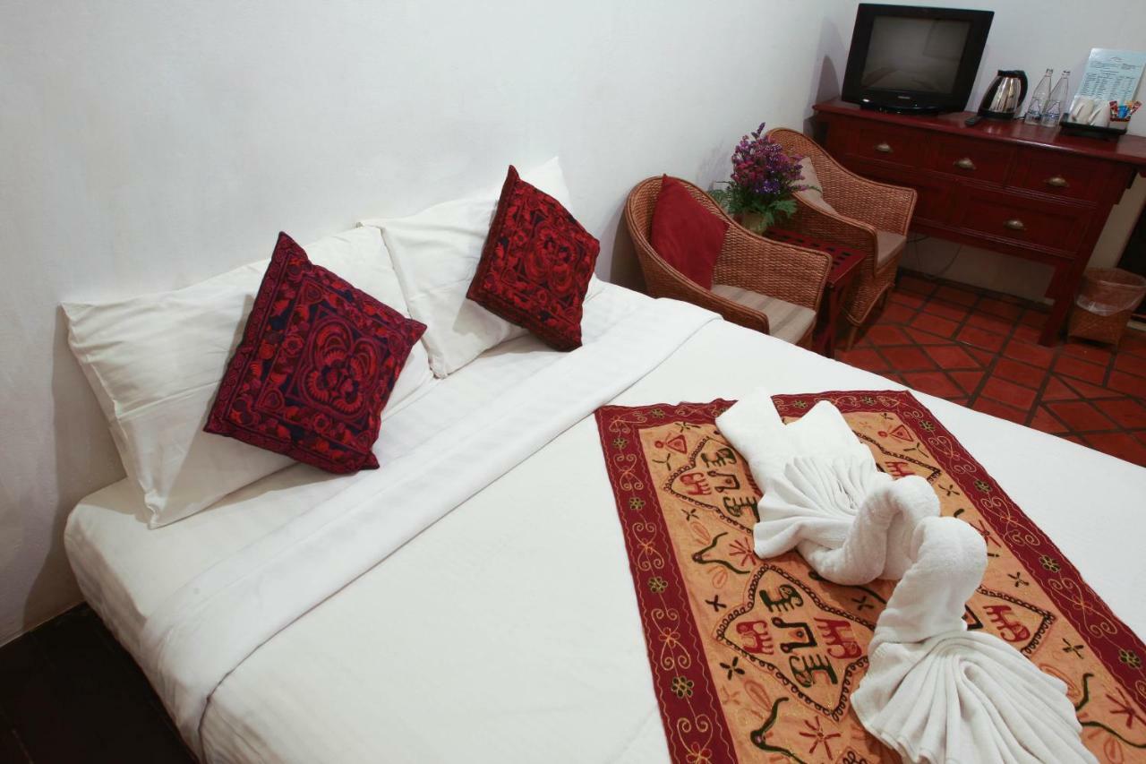 Hotel The Travellers Arms Chiang Mai Zewnętrze zdjęcie