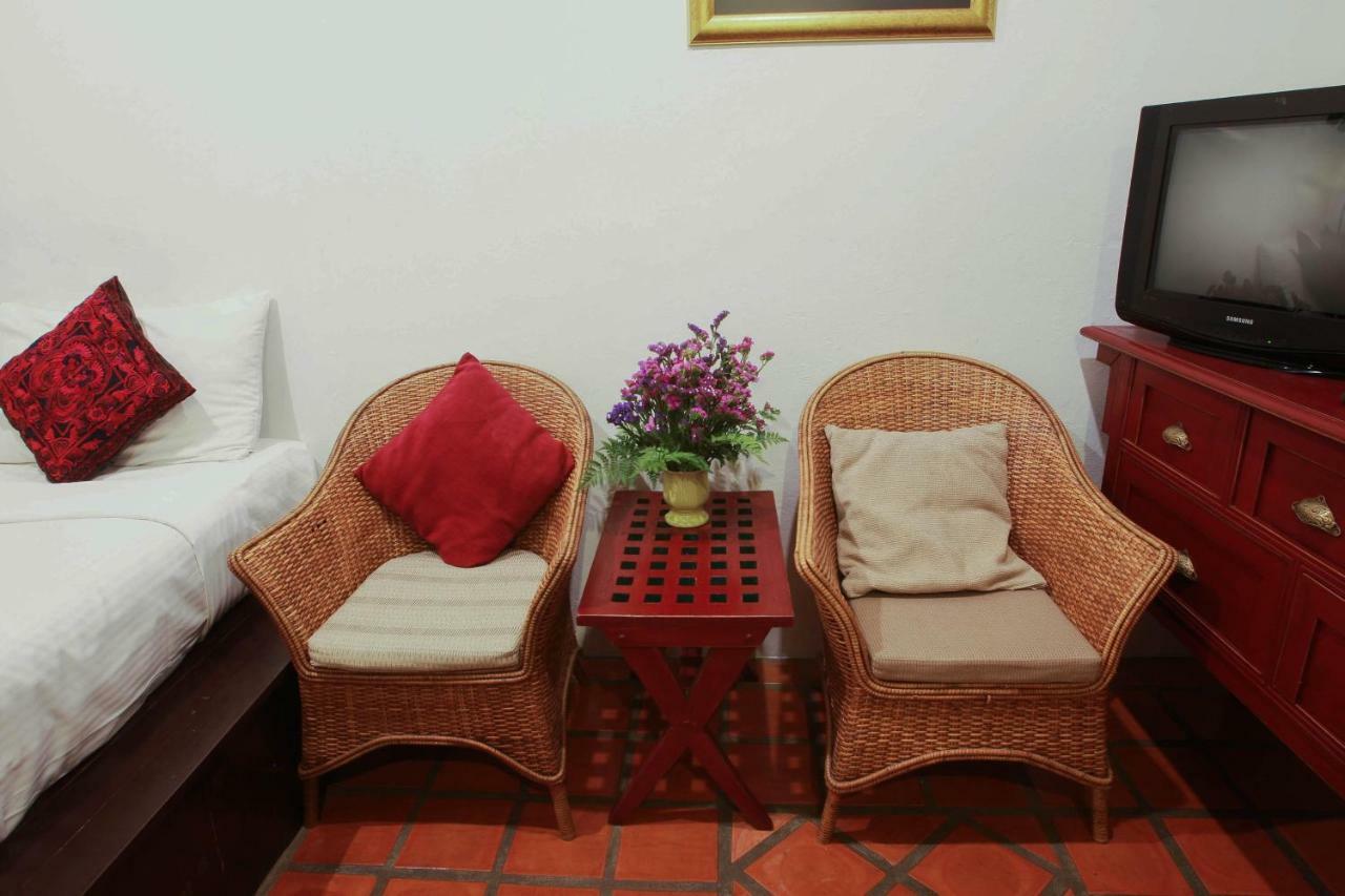 Hotel The Travellers Arms Chiang Mai Zewnętrze zdjęcie