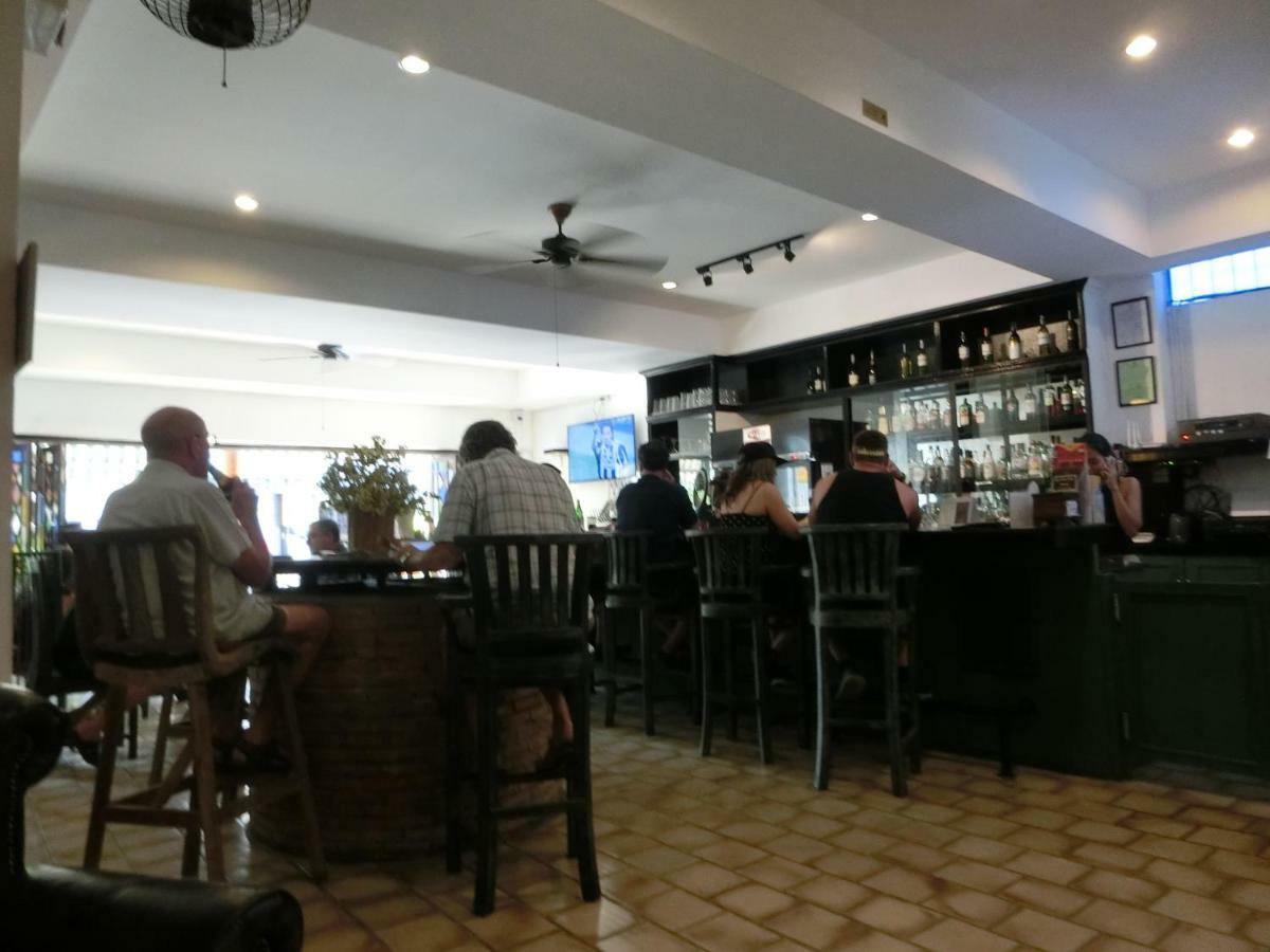 Hotel The Travellers Arms Chiang Mai Zewnętrze zdjęcie