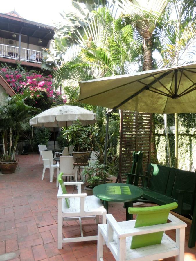 Hotel The Travellers Arms Chiang Mai Zewnętrze zdjęcie