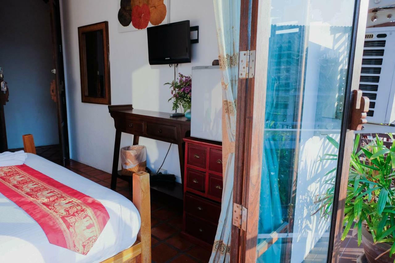 Hotel The Travellers Arms Chiang Mai Zewnętrze zdjęcie