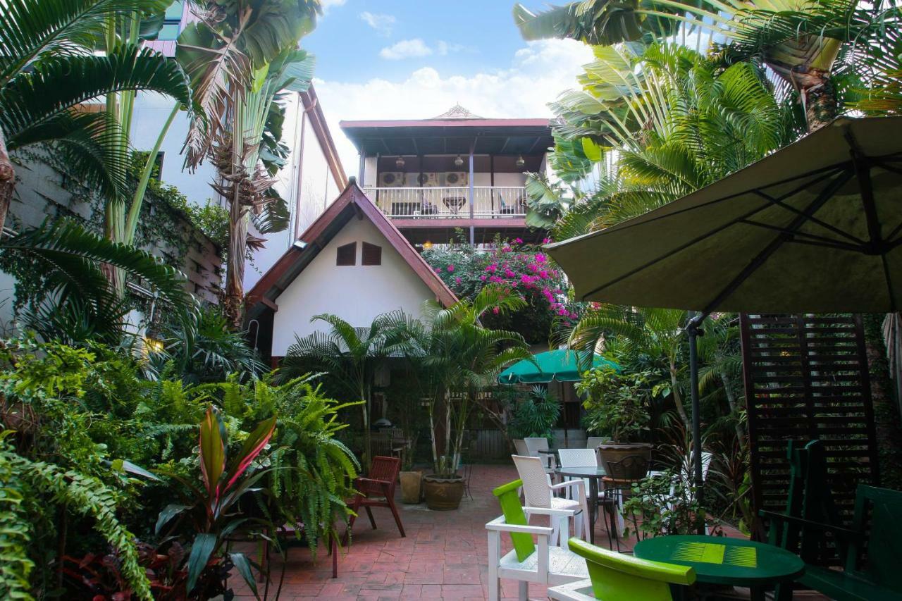 Hotel The Travellers Arms Chiang Mai Zewnętrze zdjęcie
