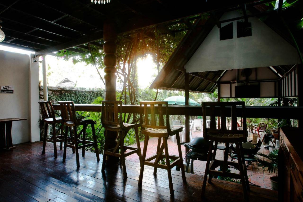 Hotel The Travellers Arms Chiang Mai Zewnętrze zdjęcie
